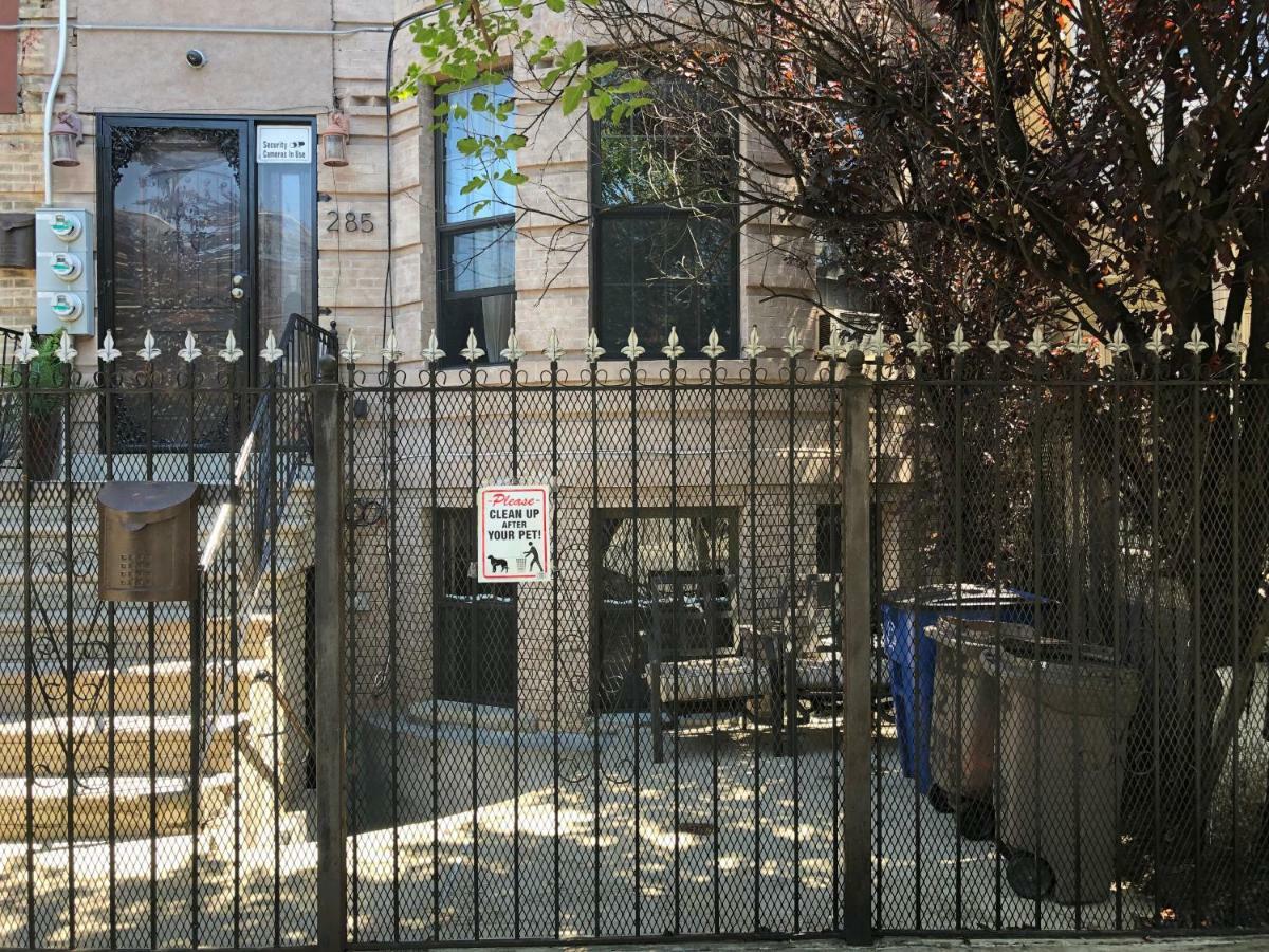 Brooklyn'S Finest - Cozy 2 Bedroom Нью-Йорк Экстерьер фото
