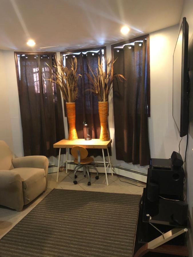 Brooklyn'S Finest - Cozy 2 Bedroom Нью-Йорк Экстерьер фото